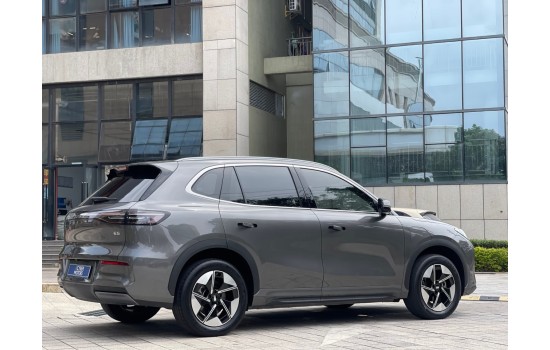 Geely Galaxy E5, 610kmDiscovery+ 2 WD, 2025, пробег 16 тысяч км